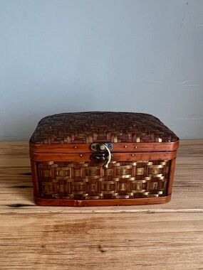 Woven Rattan/Bamboo Keepsake box with metal latch